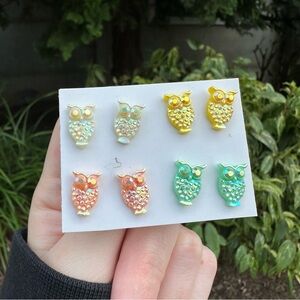 4 Iridescent Owl Plastic Stud Earrings